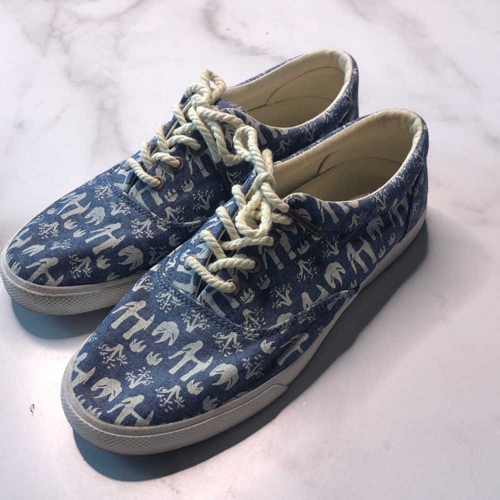Bucketfeet Elephants Lace Up Shoes